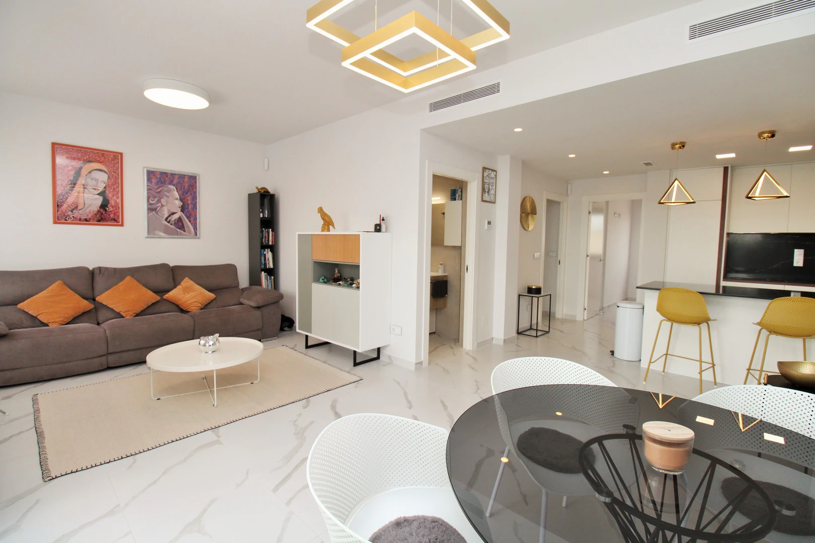 Flat for sale in San Miguel De Salinas