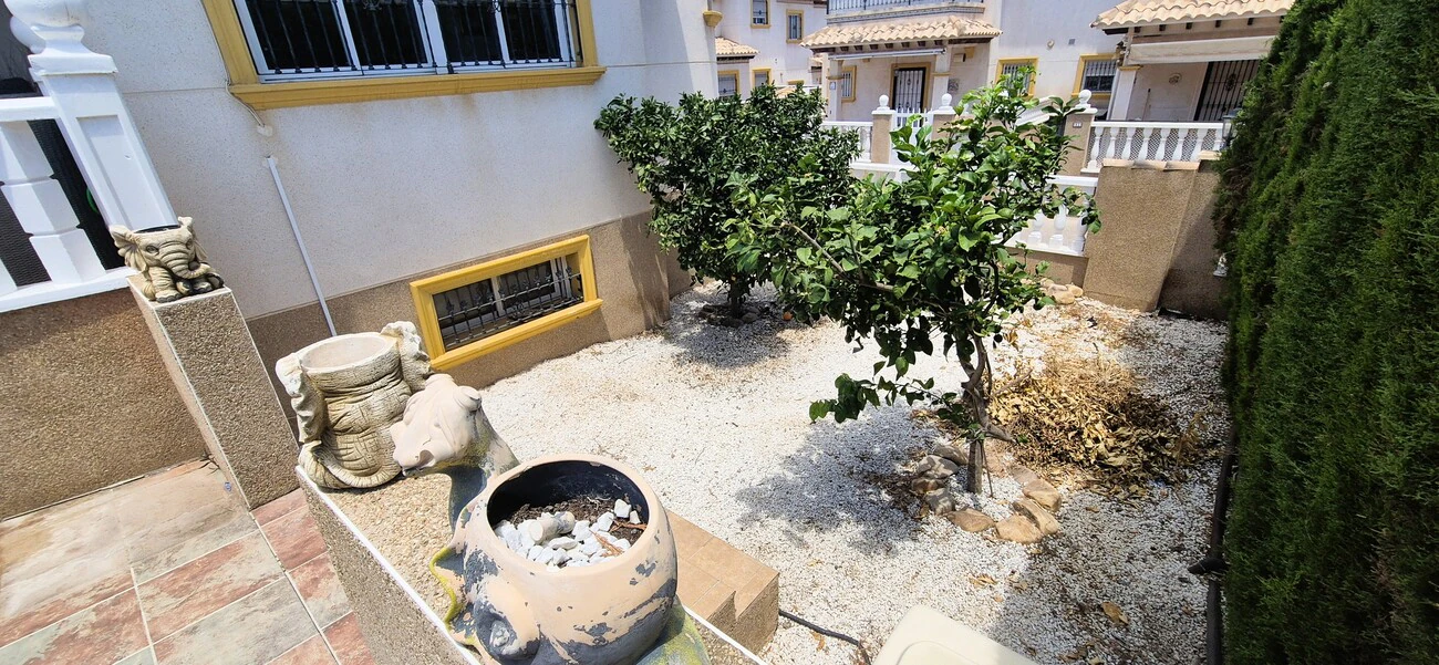 Villa for sale in Villamartin