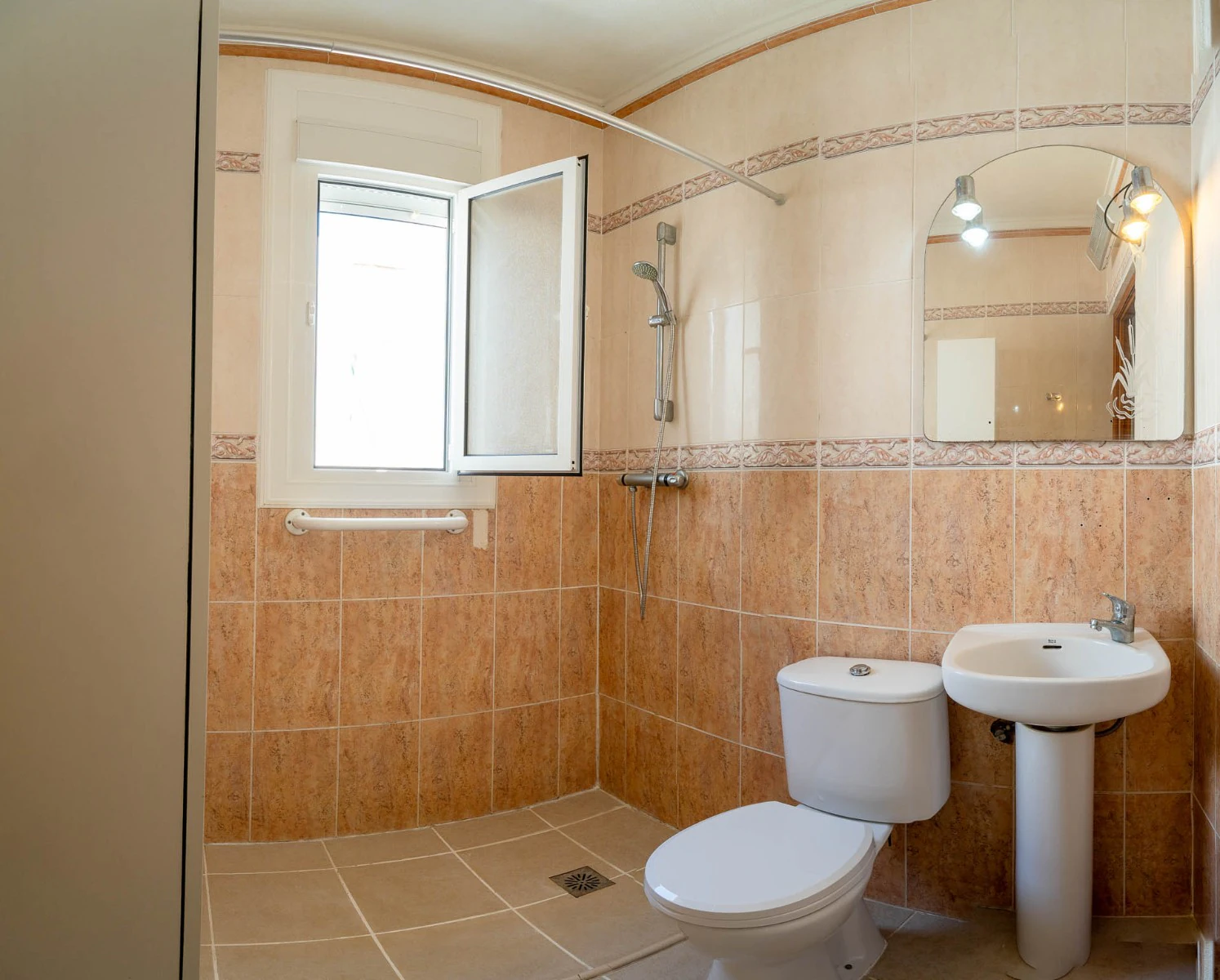 Stats Woning te verkoop in Ciudad Quesada/rojales