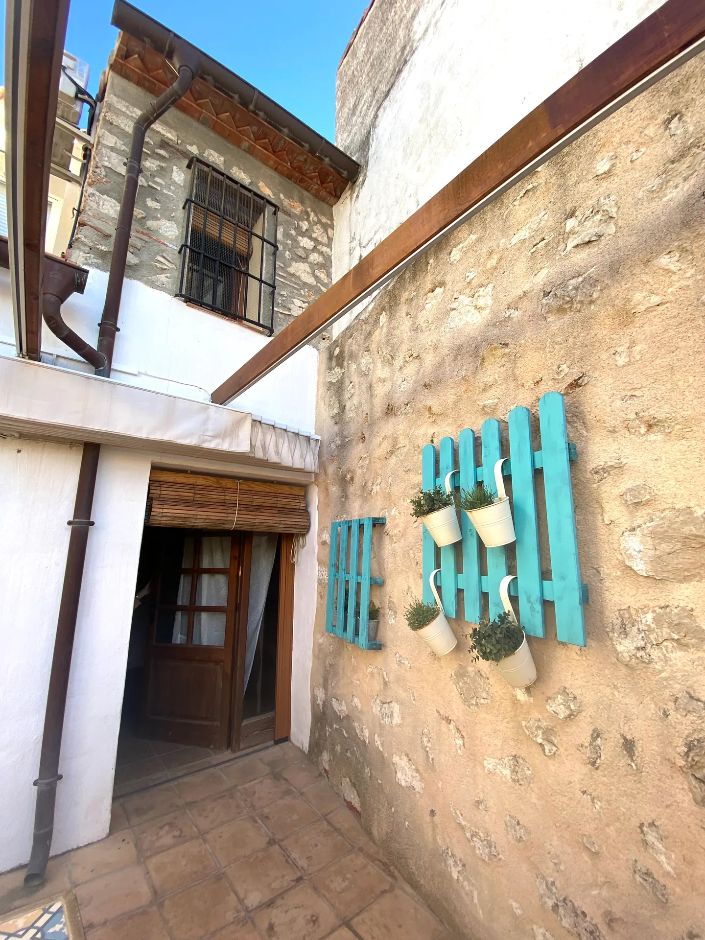VENTA DE CASA DE PUEBLO EN SANET Y NEGRALS.