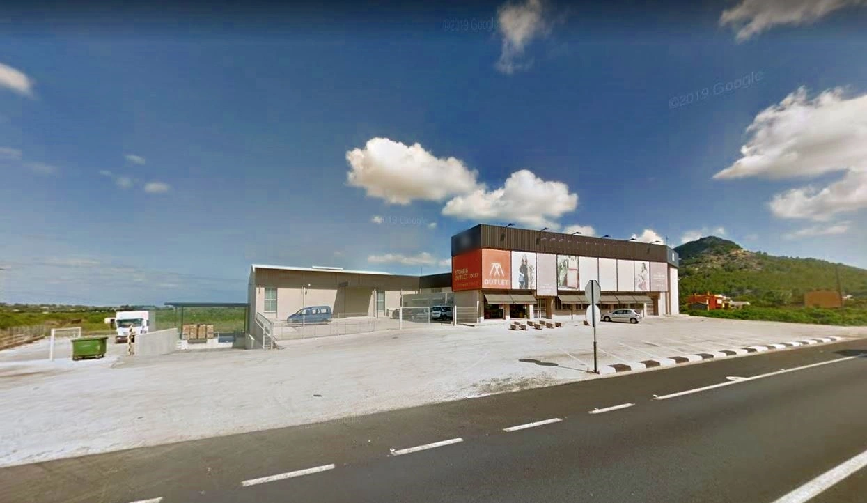 Nave industrial/comercial en Pedreguer