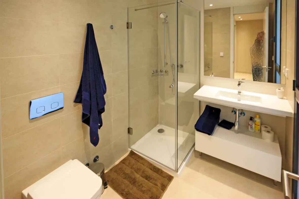 Espectacular apartamento en primera línea de playa en Les Deveses en Dénia.