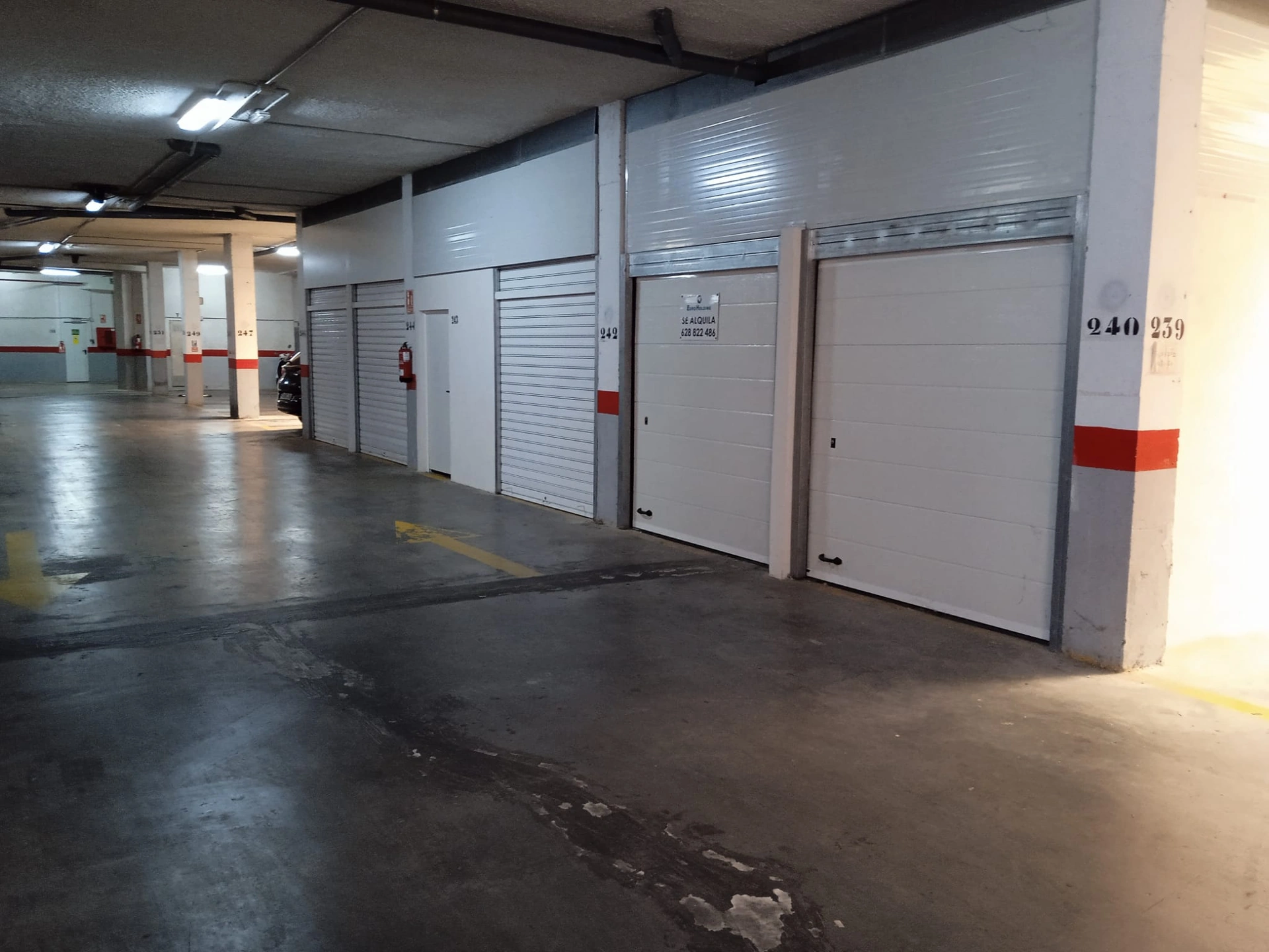 Salles de stockage à vendre à Dénia.
