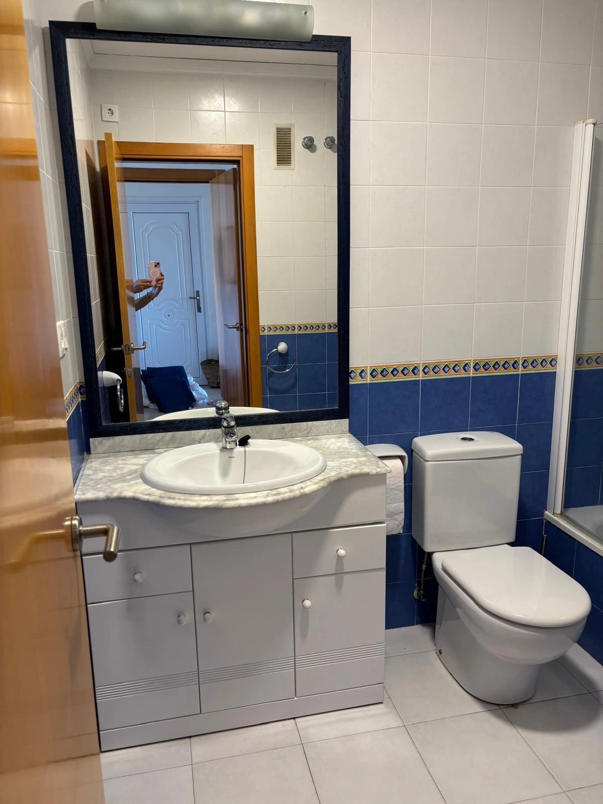 APARTAMENTO PARA TODO EL AÑO DE 2 DORMITORIOS ( DISPONIBLE A PARTIR DE SEPTIEMBRE 2025 )