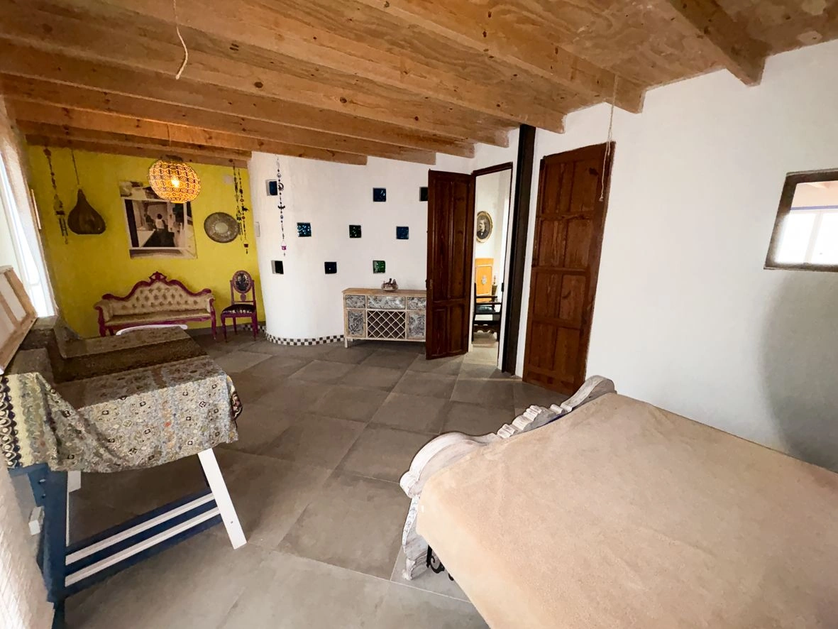 Casa de pueblo con increíble encanto en Pego