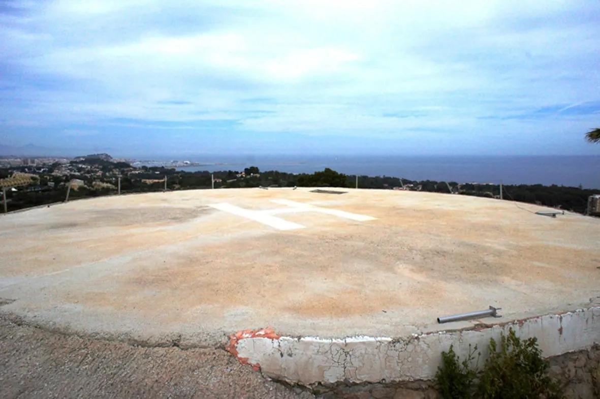 Villa | Chalet en venta en Dénia
