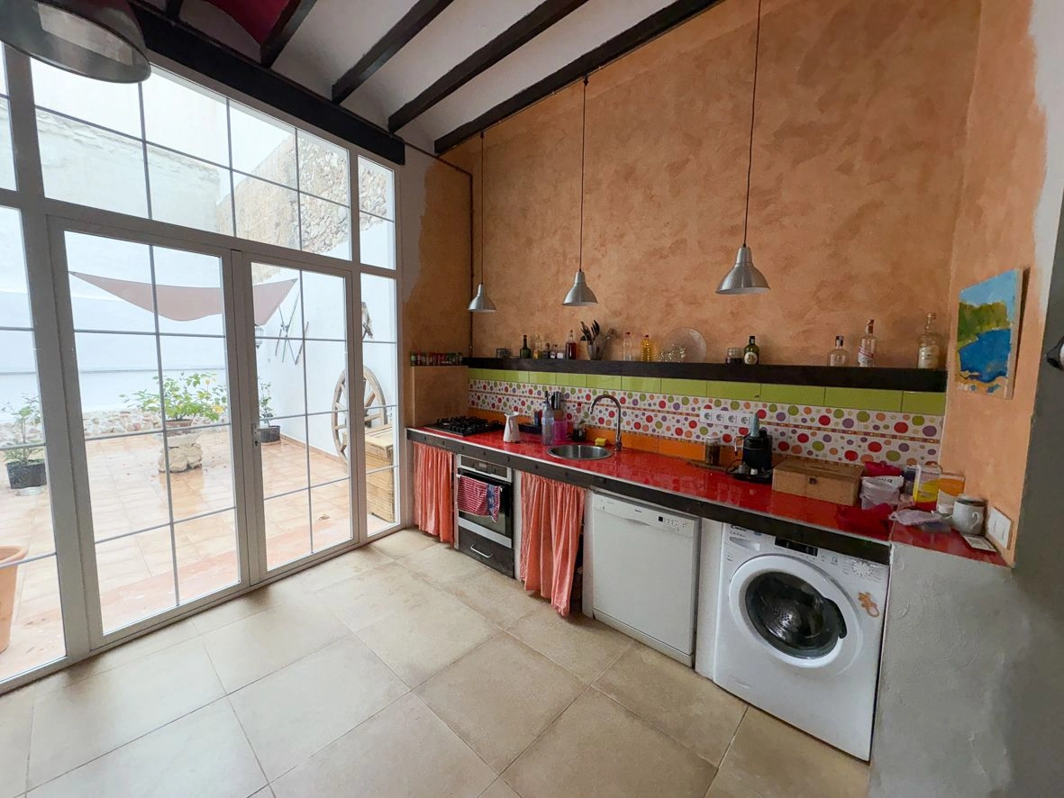Casa de pueblo con increíble encanto en Pego