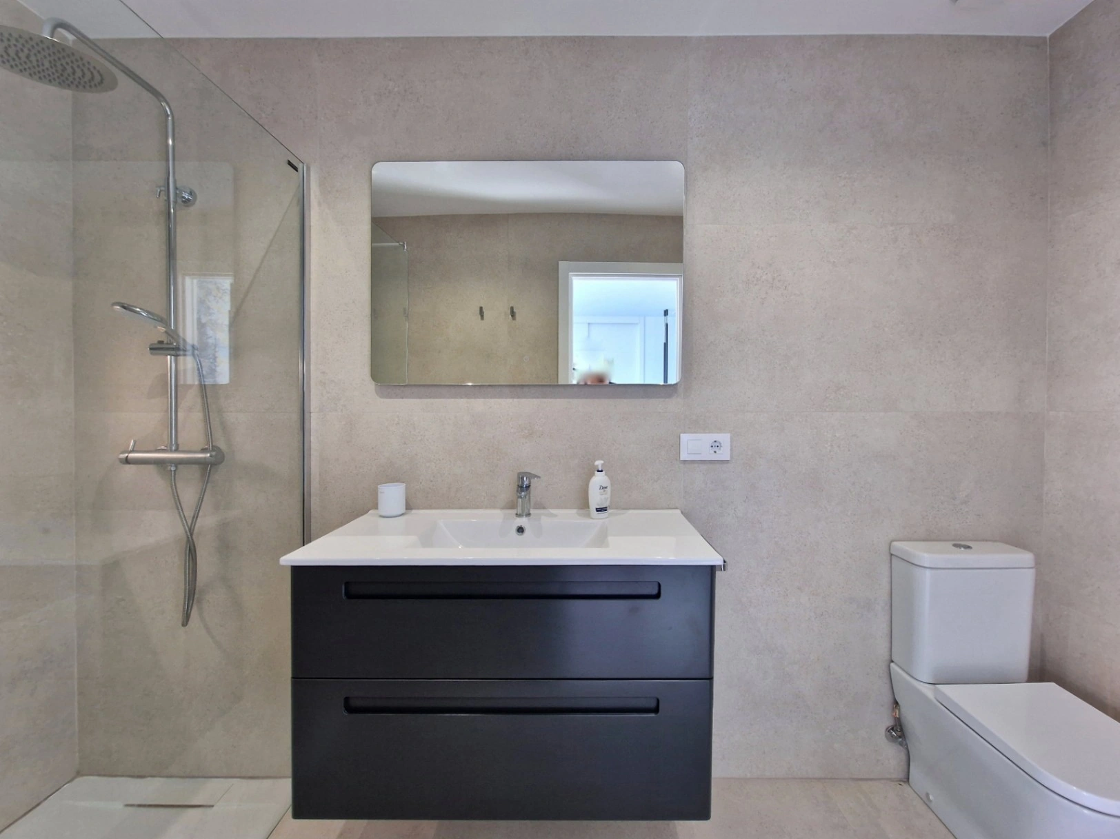 Villa de estilo moderno de 3 habitaciones en Monte Solana, Pedreguer