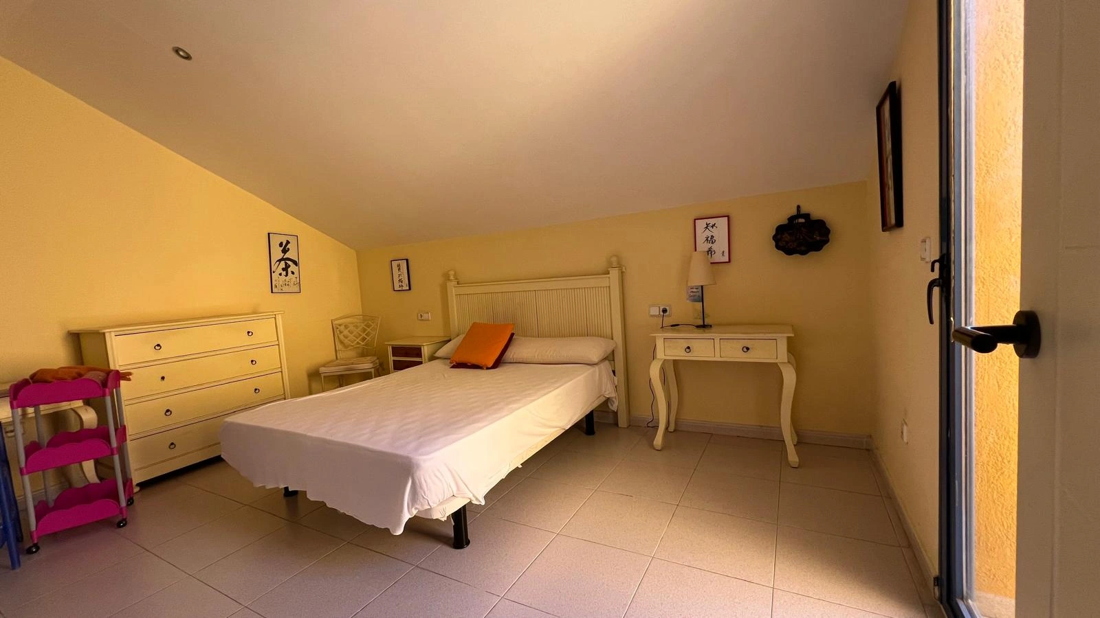 VENTA Ático en venta de 4 dormitorios en Playa de les Marines, Denia
