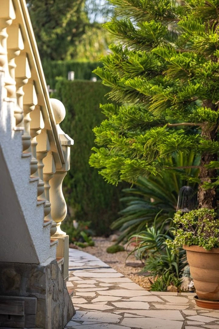 Chalet ideal como primera residencia, a un paso del centro de Dénia – Zona Paidos