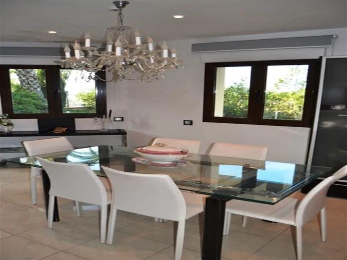 Villa | Chalet en venta en Dénia