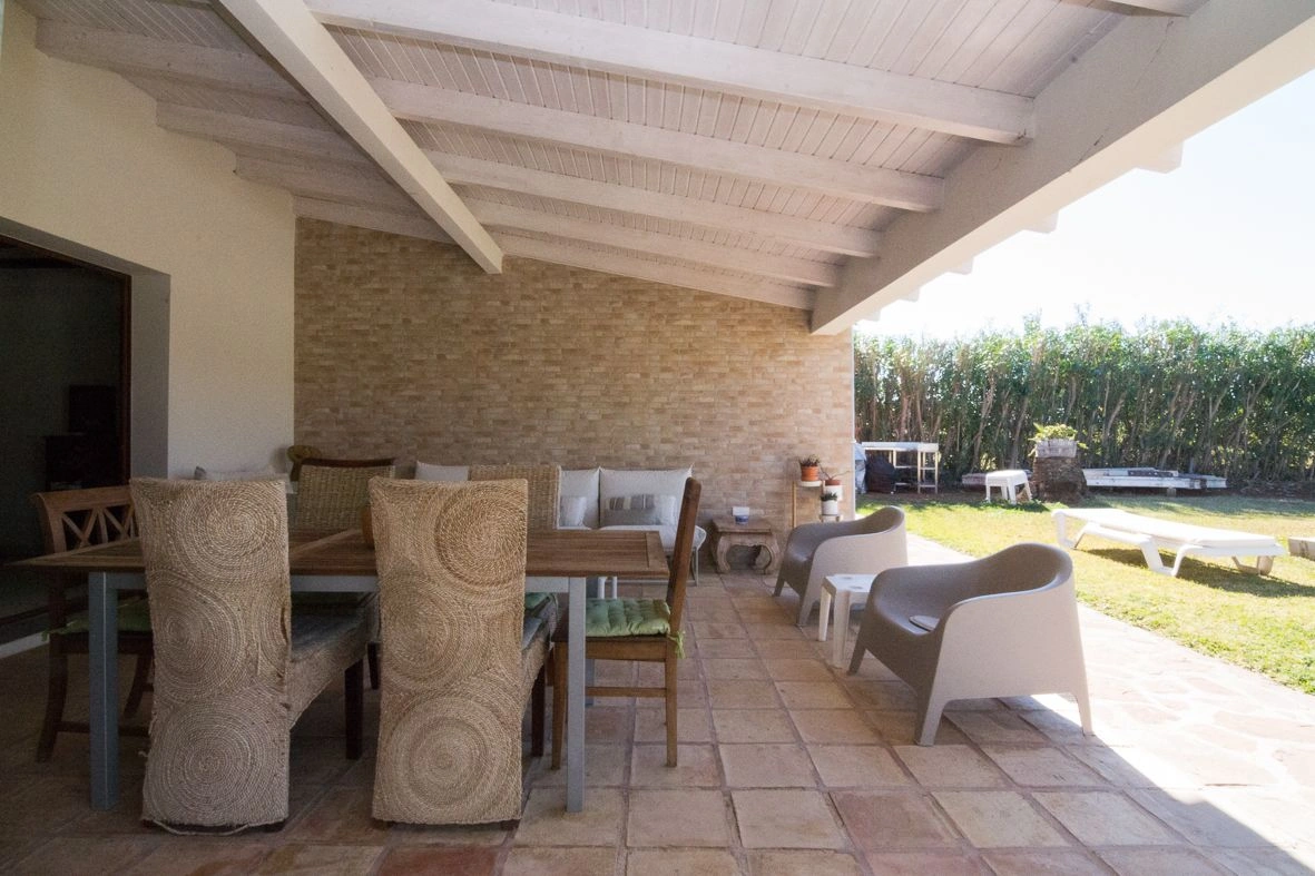 Villa mediterránea con gran parcela.
