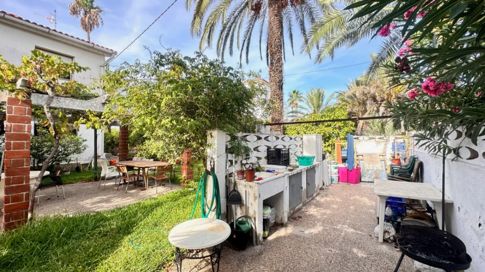 VENTA DE CHALET EN DENIA, LAS MARINAS, KM. 1, 1ª LINEA