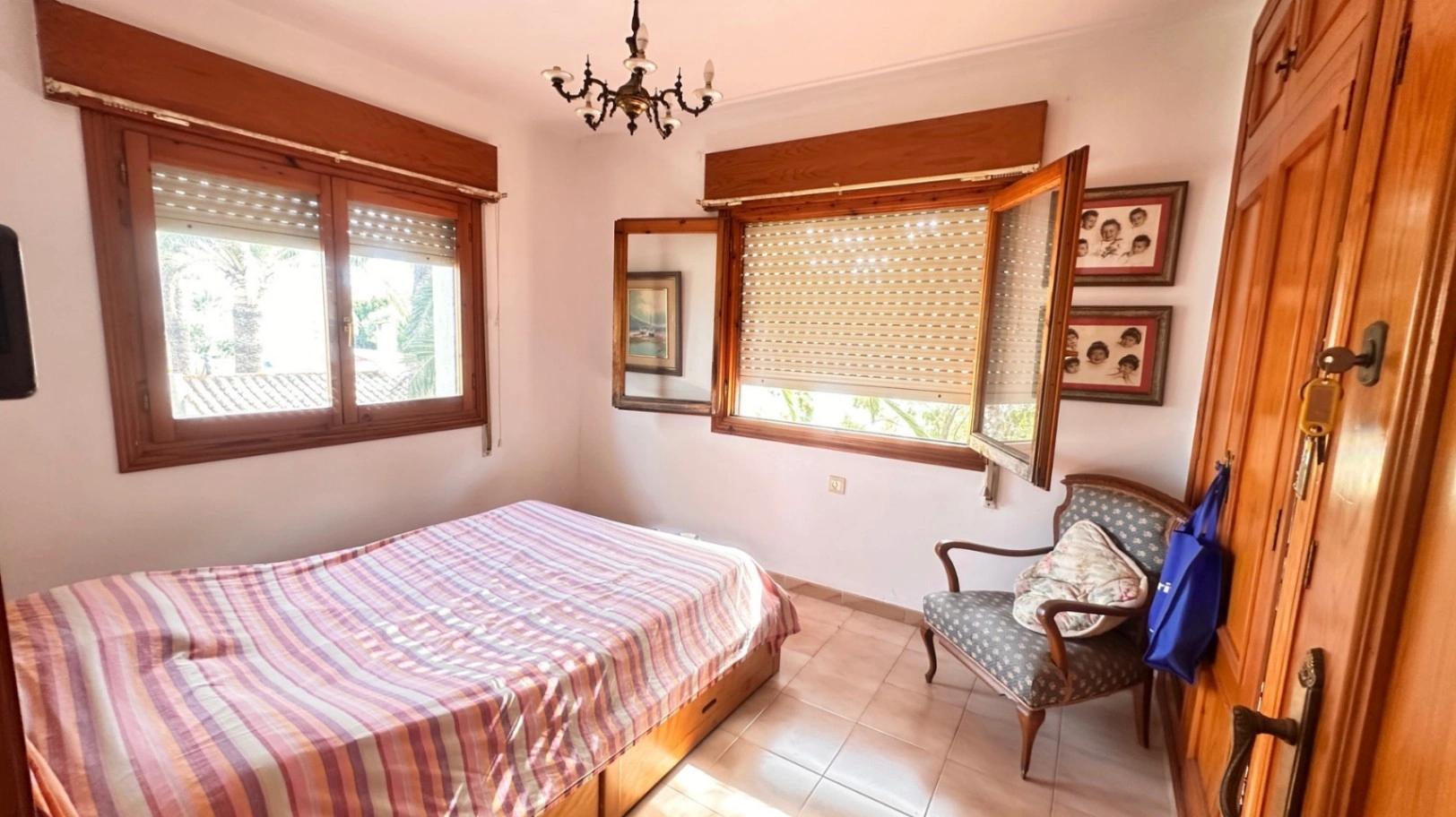 VENTA DE CHALET EN DENIA, LAS MARINAS, KM. 1, 1ª LINEA