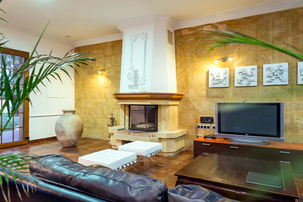 Magnífica villa a 600 metros de la playa en Dénia.