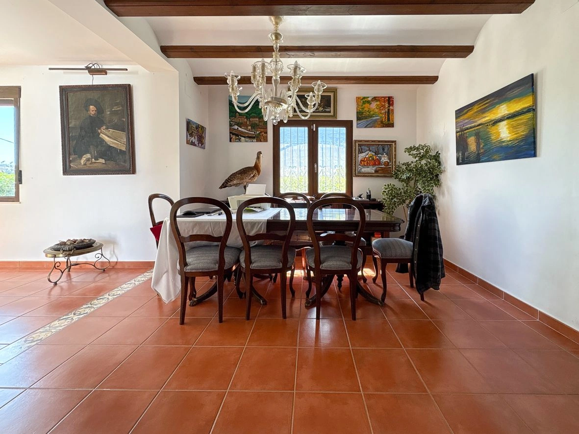 Preciosa villa en San Nicolás con unas vistas maravillosas al Montgó.
