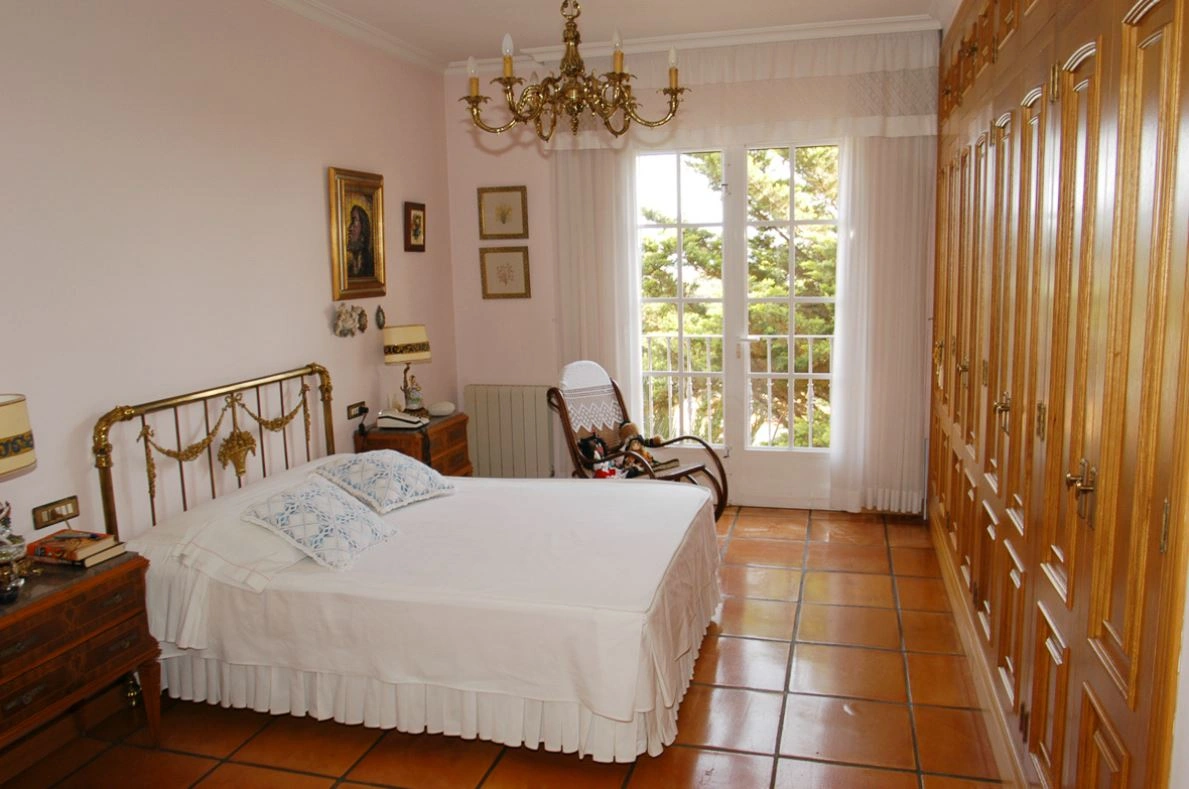 Villa | Chalet en venta en Dénia