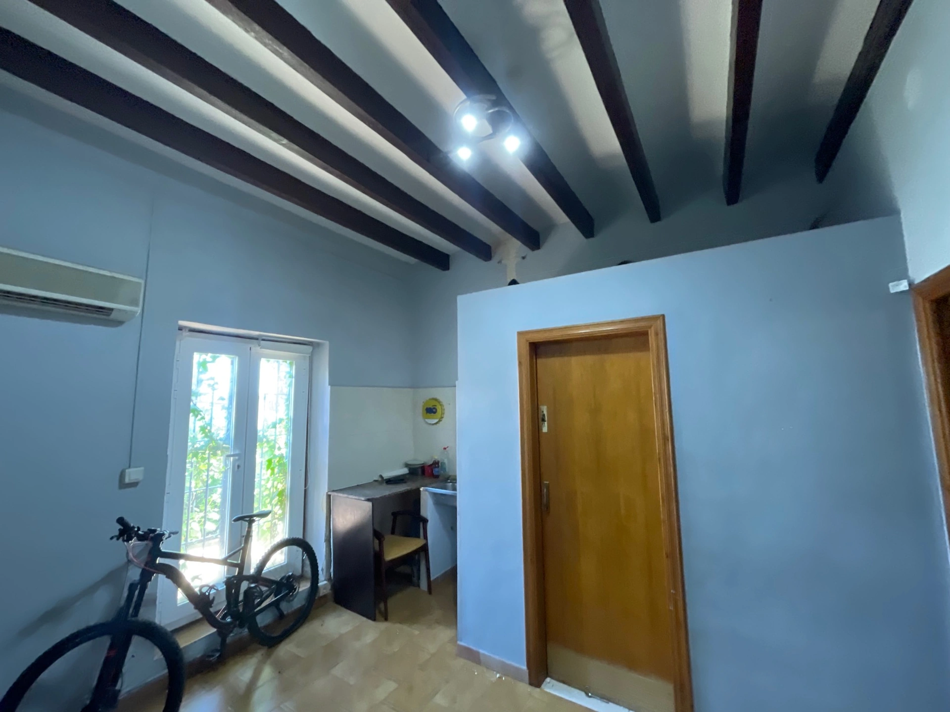 Casa de campo de 500 m2 en suelo urbano con parcela de 3500m2 en Denia zona Sta Paula