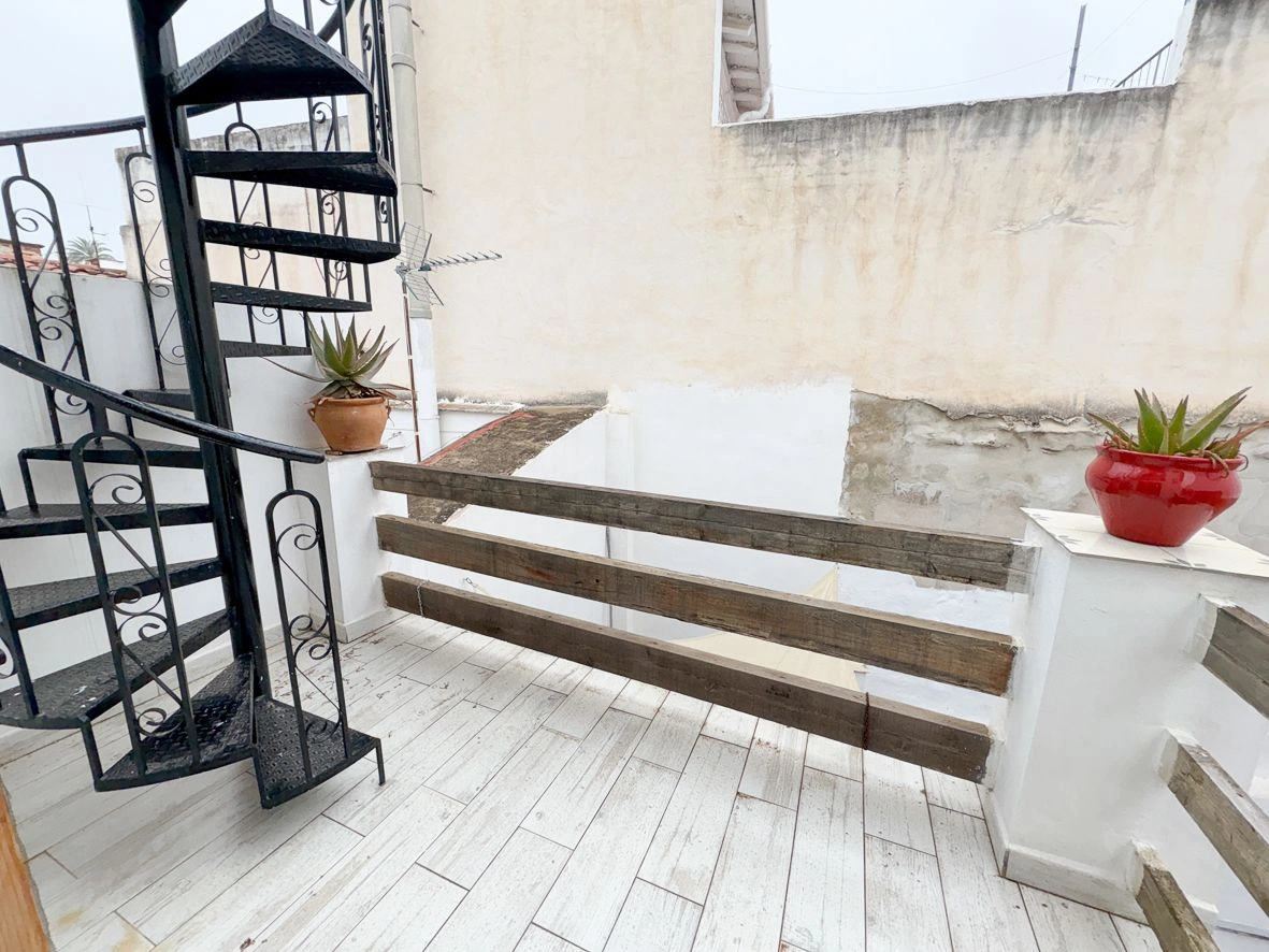 Casa de pueblo con increíble encanto en Pego