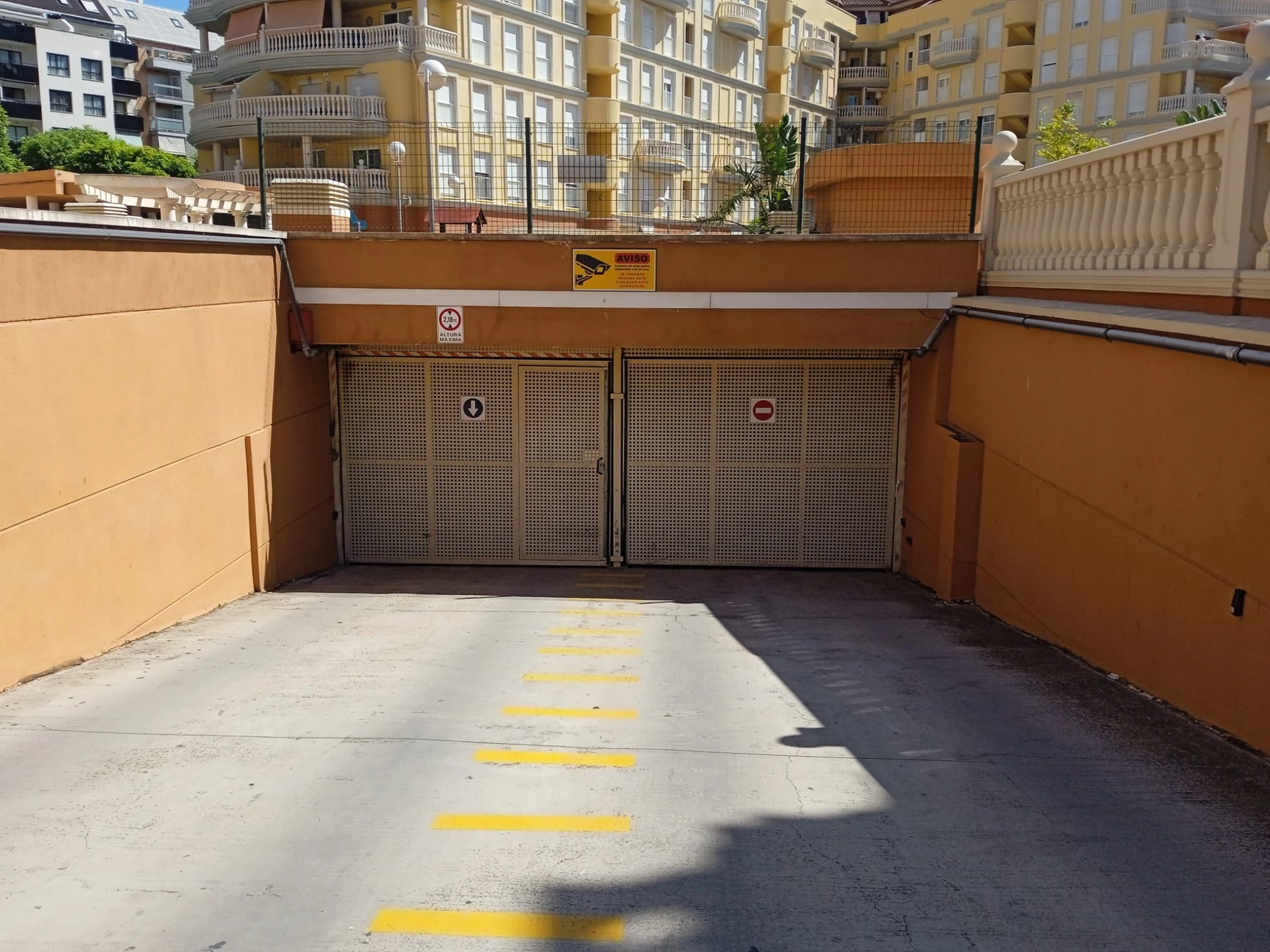 Salles de stockage à vendre à Dénia.