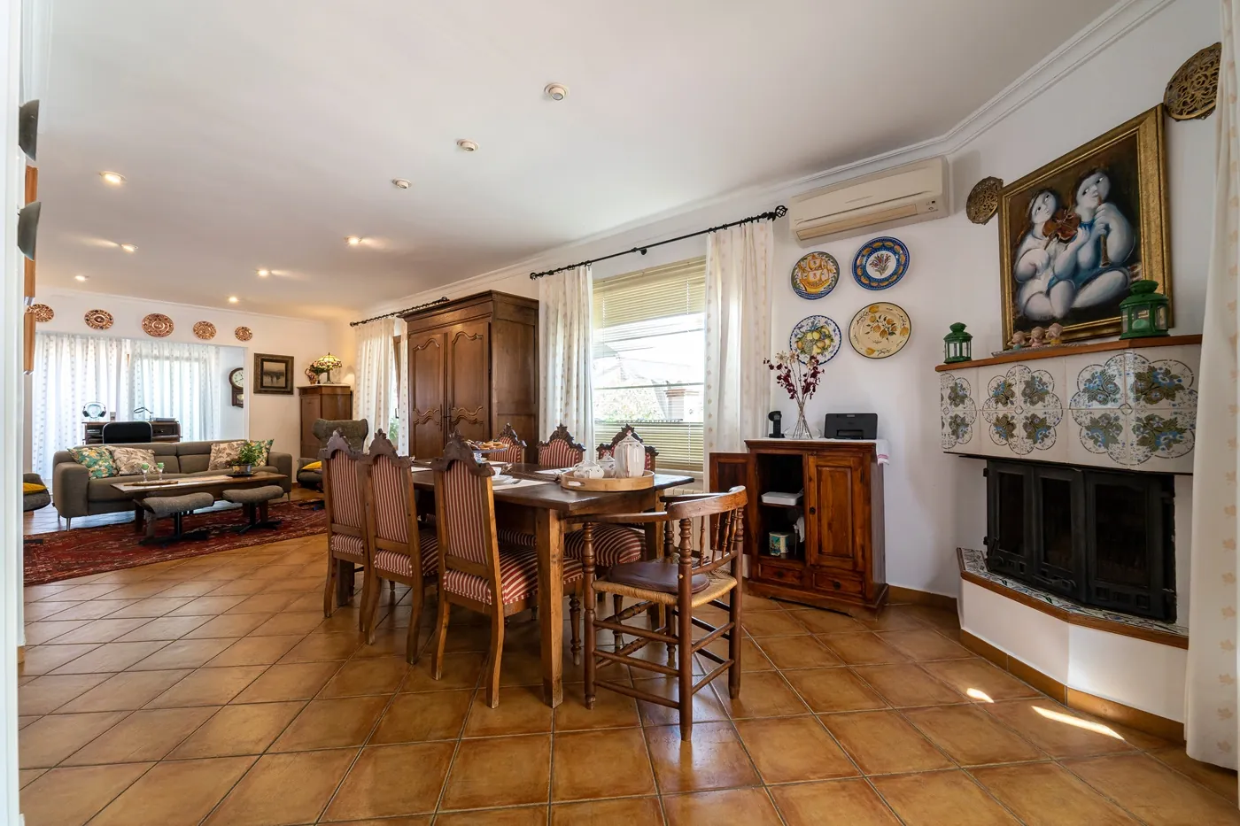 CHALET ESTILO MEDITERRANEO EN ZONA LAS ROTAS DENIA