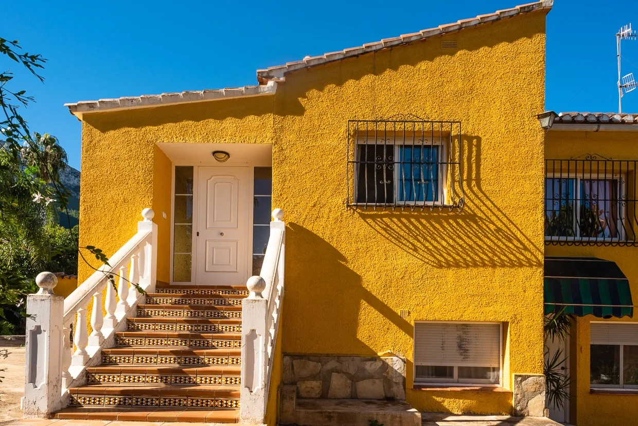 CHALET EN VENTA EN DÉNIA ZONA MONTGO
