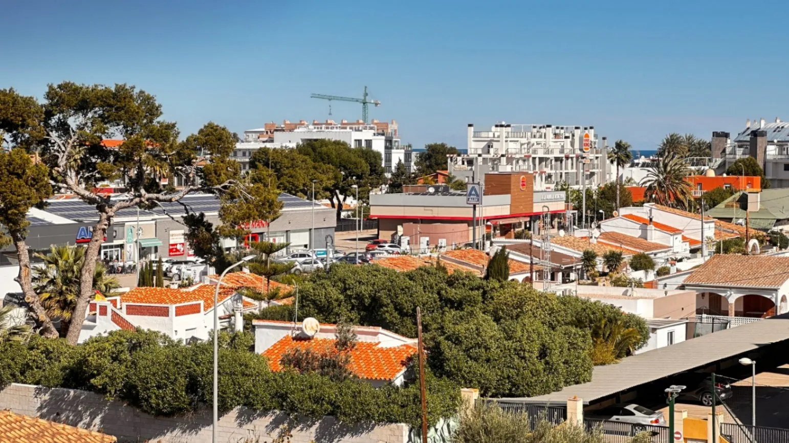 VENTA DE ATICO DUPLEX EN DENIA, LAS MARINAS, KM. 1