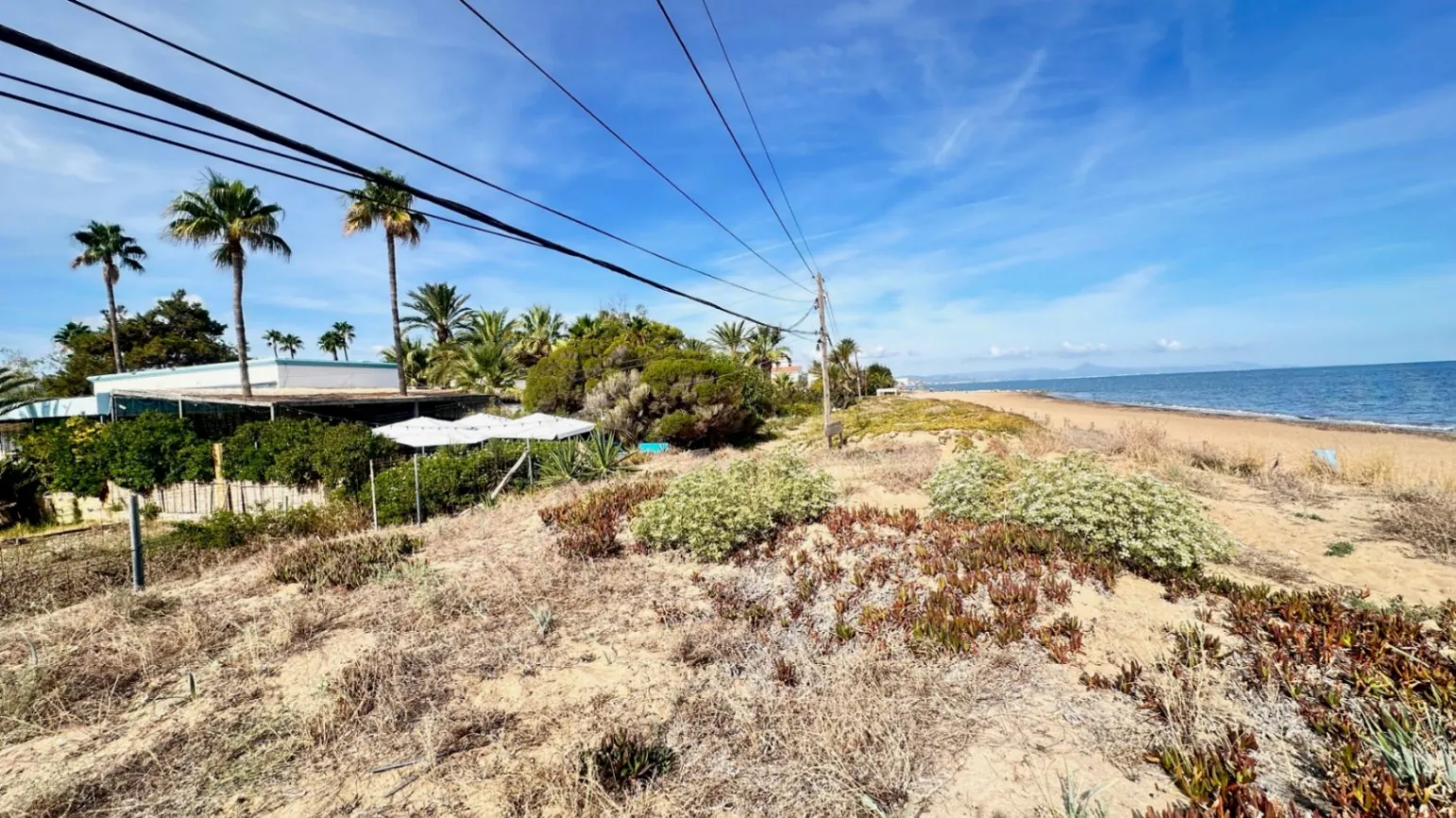 VENTA DE CHALET EN DENIA, LAS MARINAS, KM. 1, 1ª LINEA