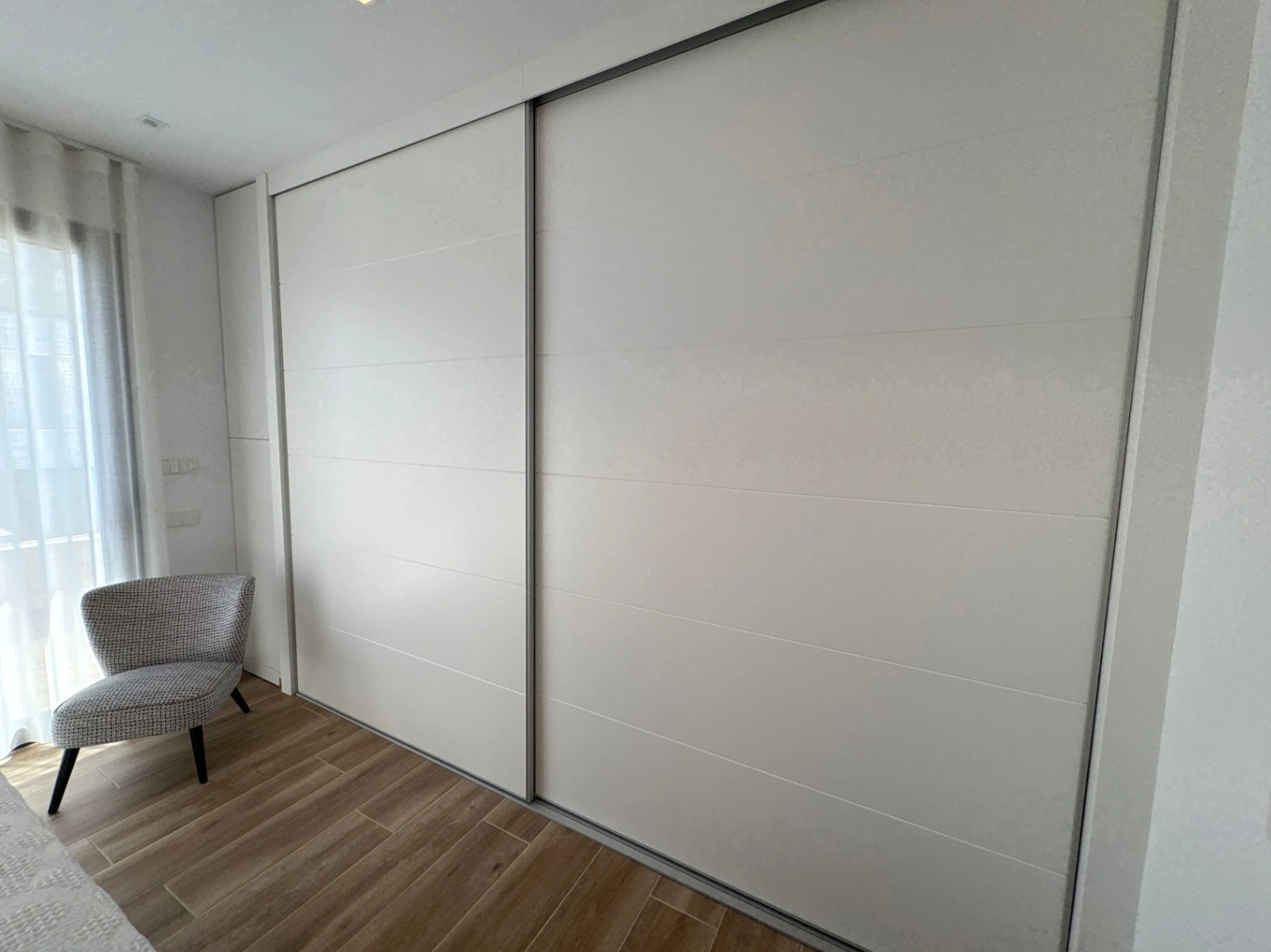 Chalet en Denia para alquiler a largo plazo con 3 dormitorios y piscina. Alto standing