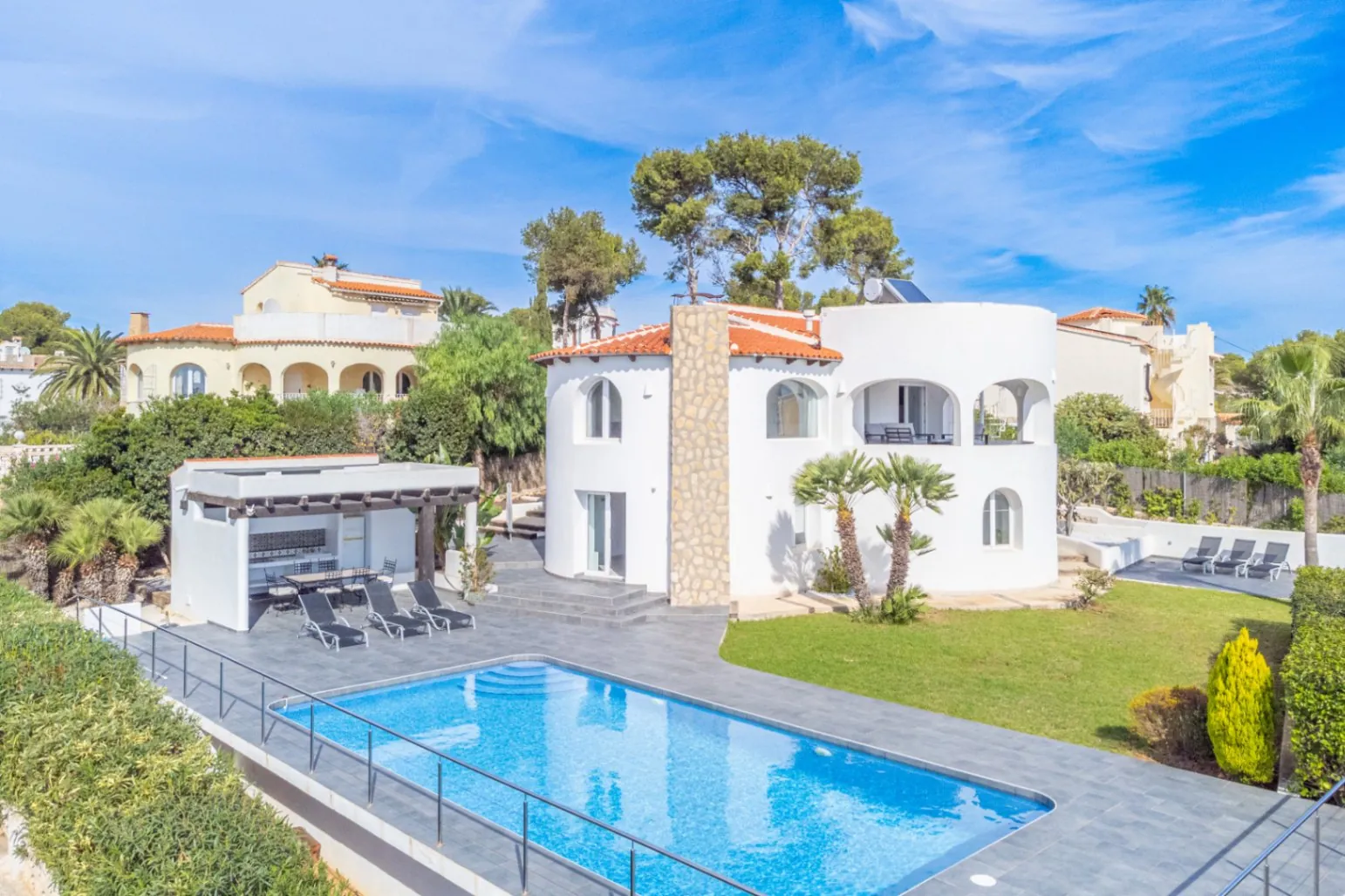 Villa Ibiza style en Balcón al mar con vistas al mar