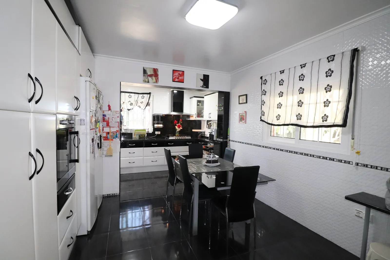Villa | Chalet en venta en Els Poblets