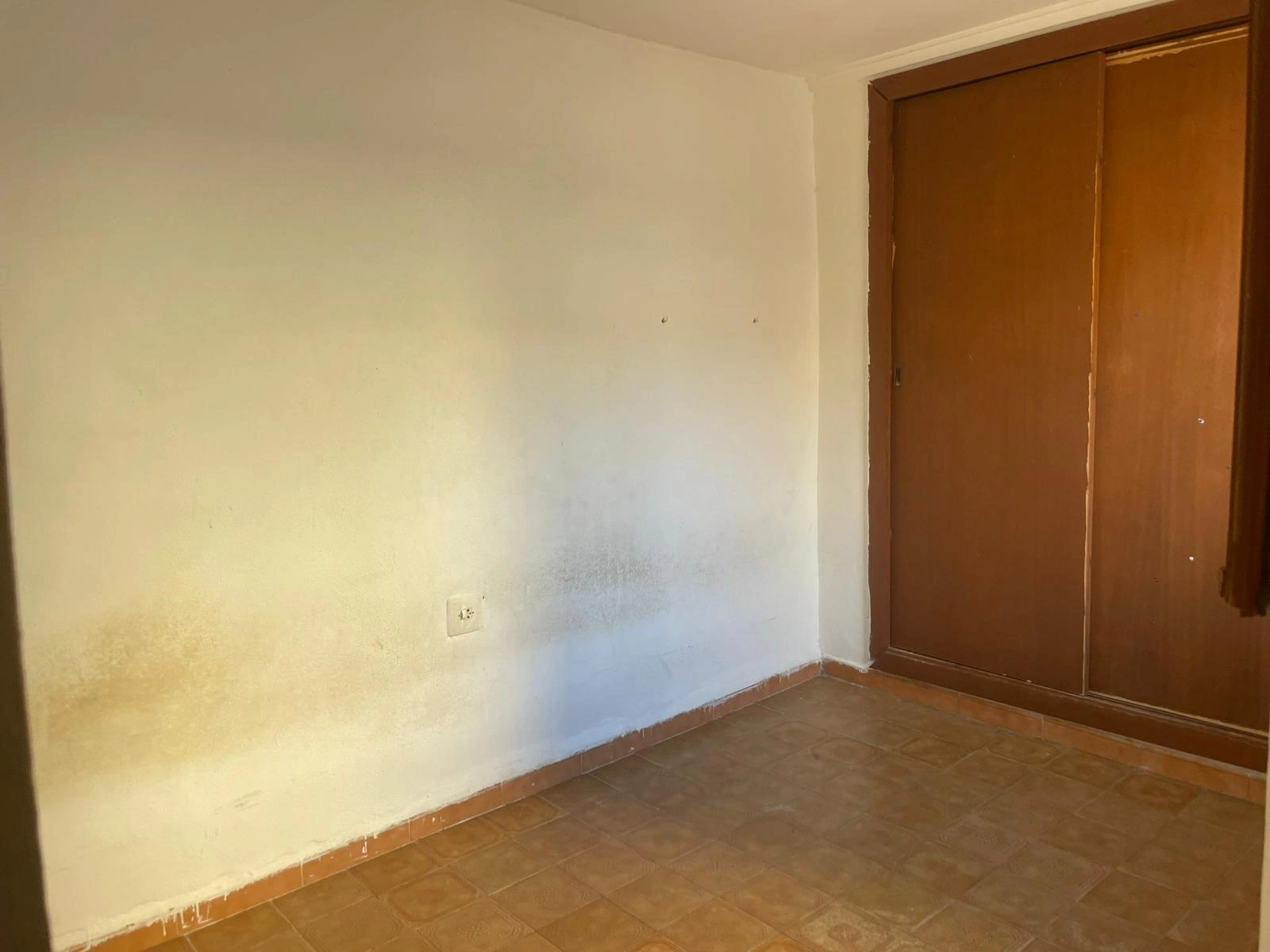 Casa de pueblo en el casco antiguo de Dénia – ¡Una inversión con gran potencial!