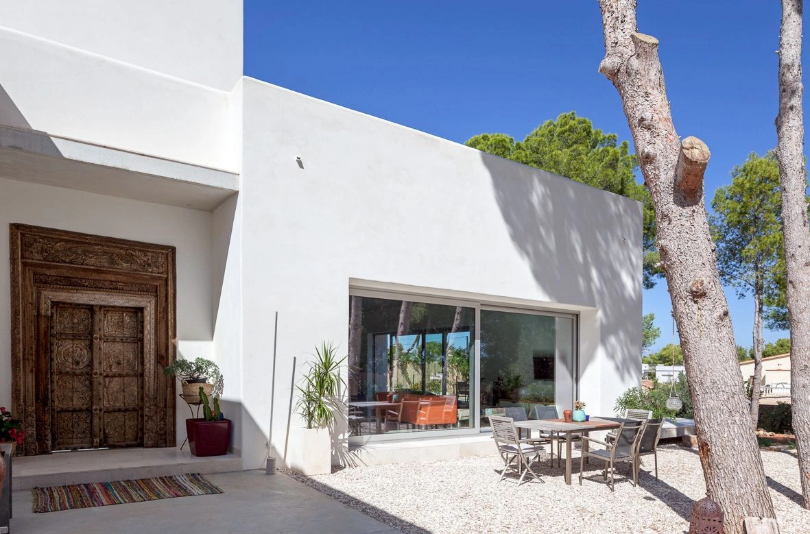 Villa moderna en Las Rotas.