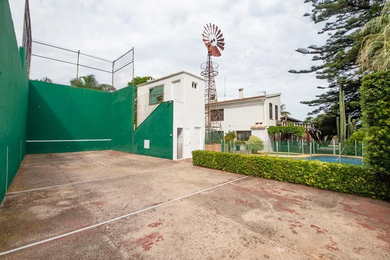 Venta Parcela urbana y Chalet