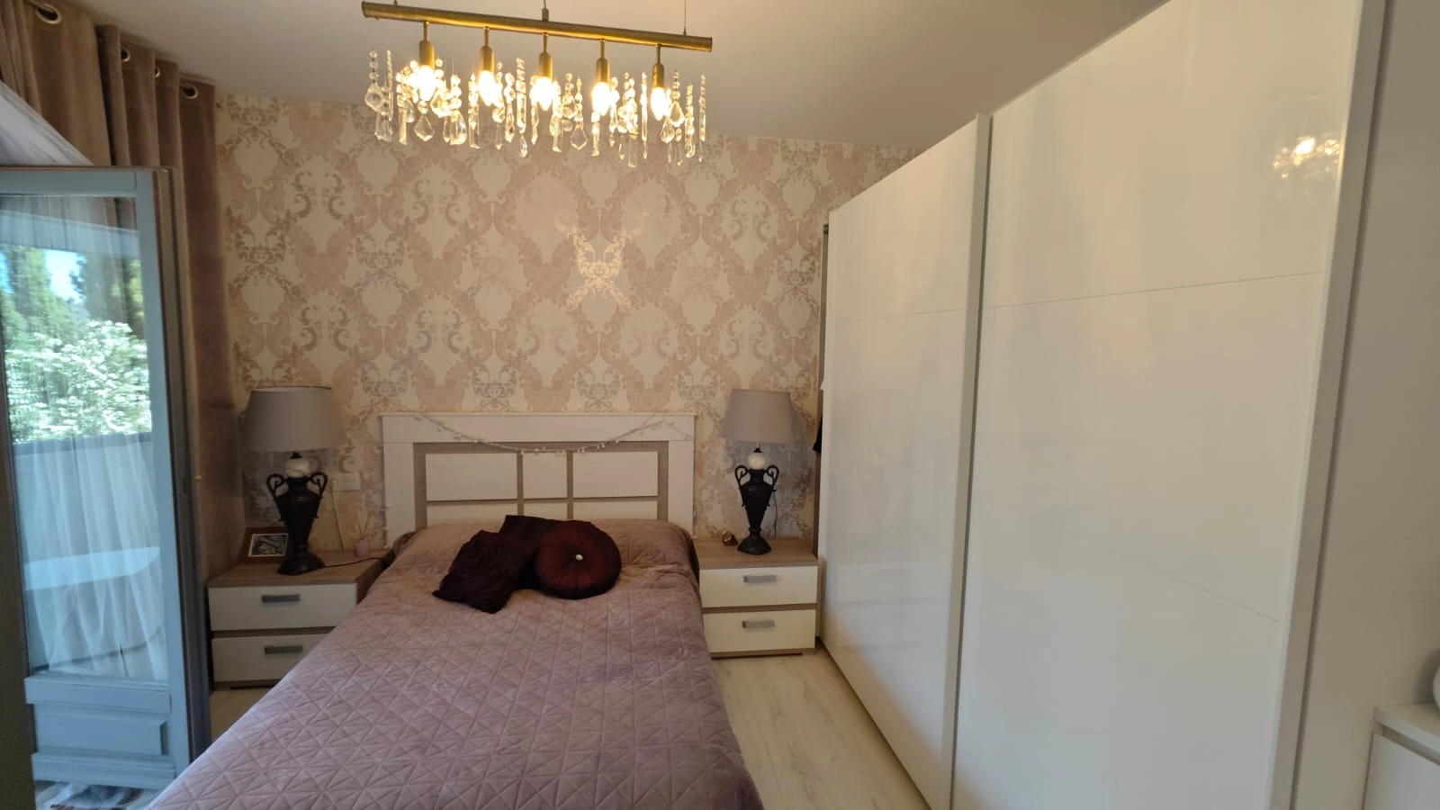 CASA*CHALET CON MUCHO  ENCANTO EN URBA. EN PEDREGUER