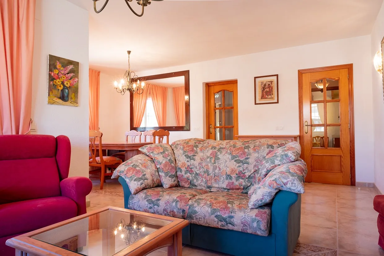 CHALET EN VENTA EN DÉNIA ZONA MONTGO