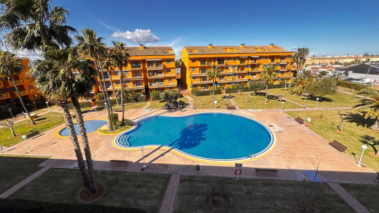 VENTA DE ATICO DUPLEX EN DENIA, LAS MARINAS, KM. 1