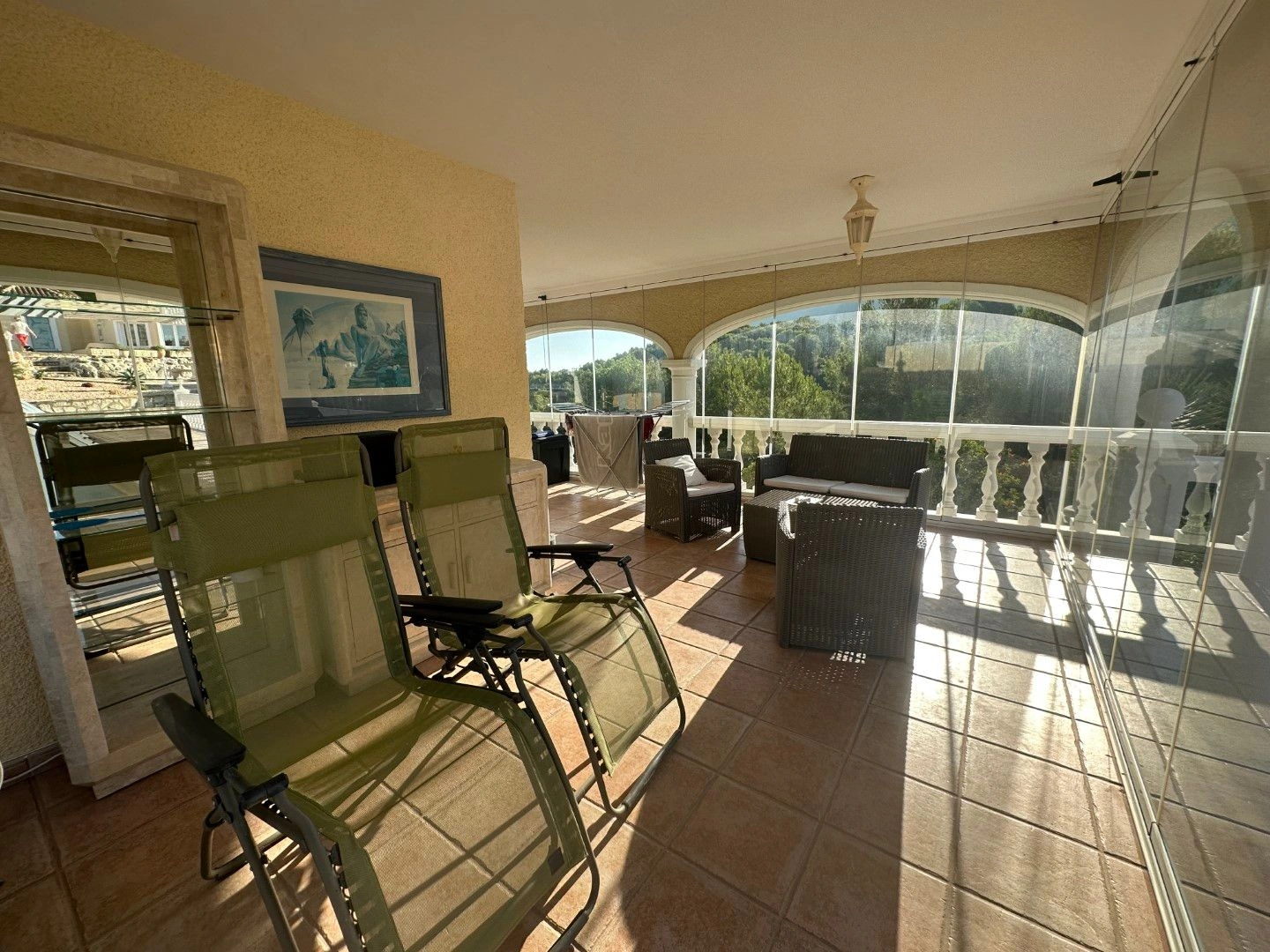 Lujoso Chalet con parcela amplia en venta en Denia