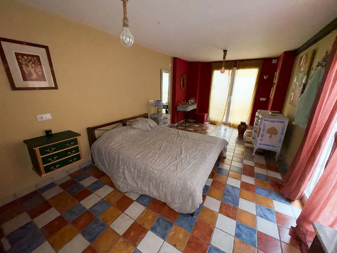 Casa de pueblo con increíble encanto en Pego