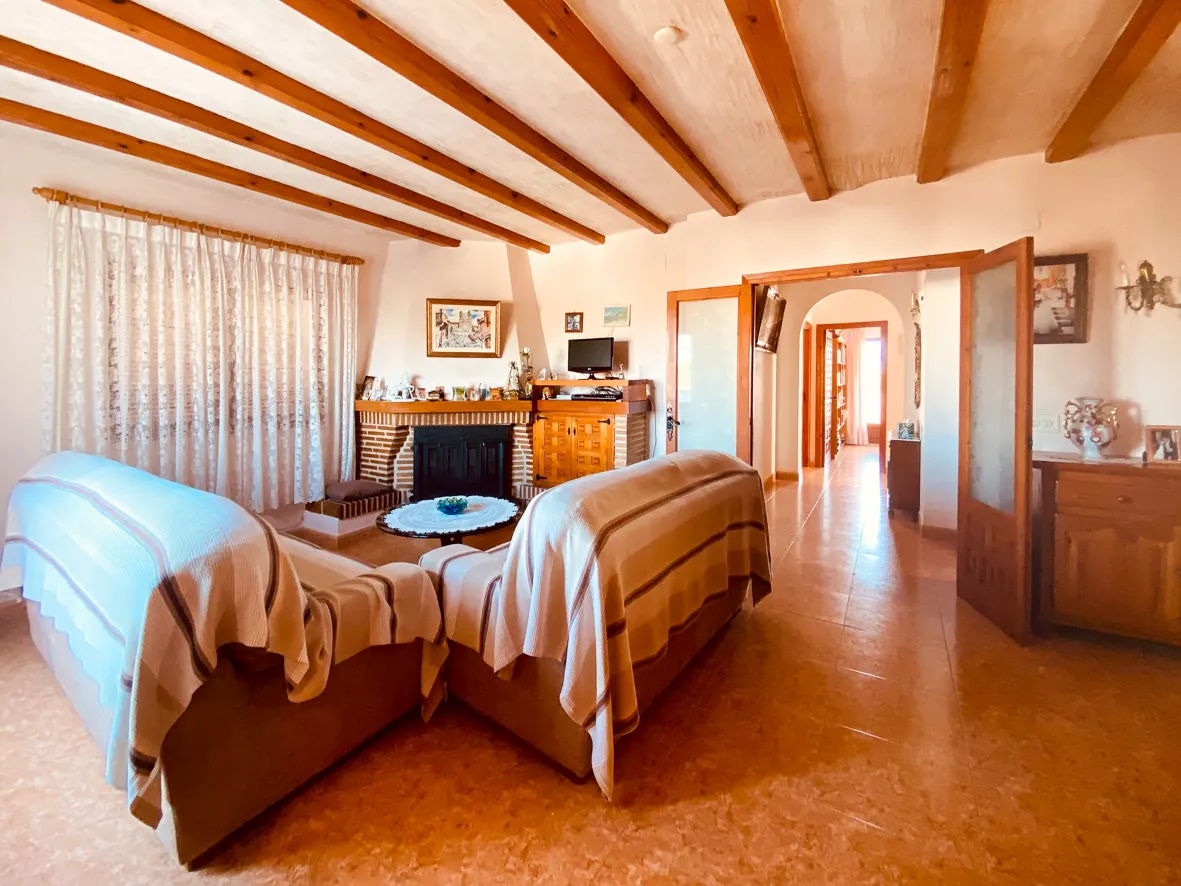 Gran villa en els Poblets.