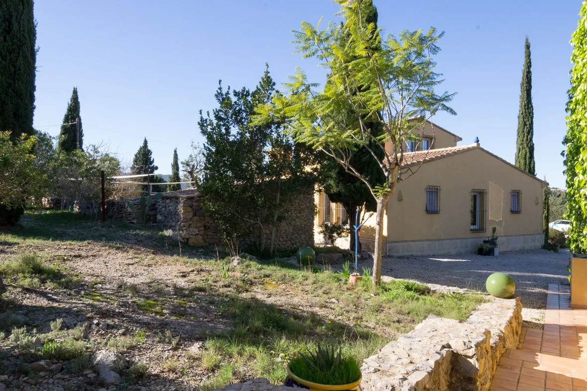 Finca rústica con carácter.