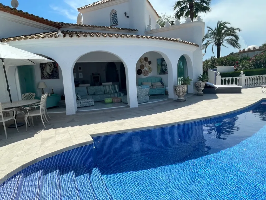 Villa con vistas al mar en La Marquesa - Denia
