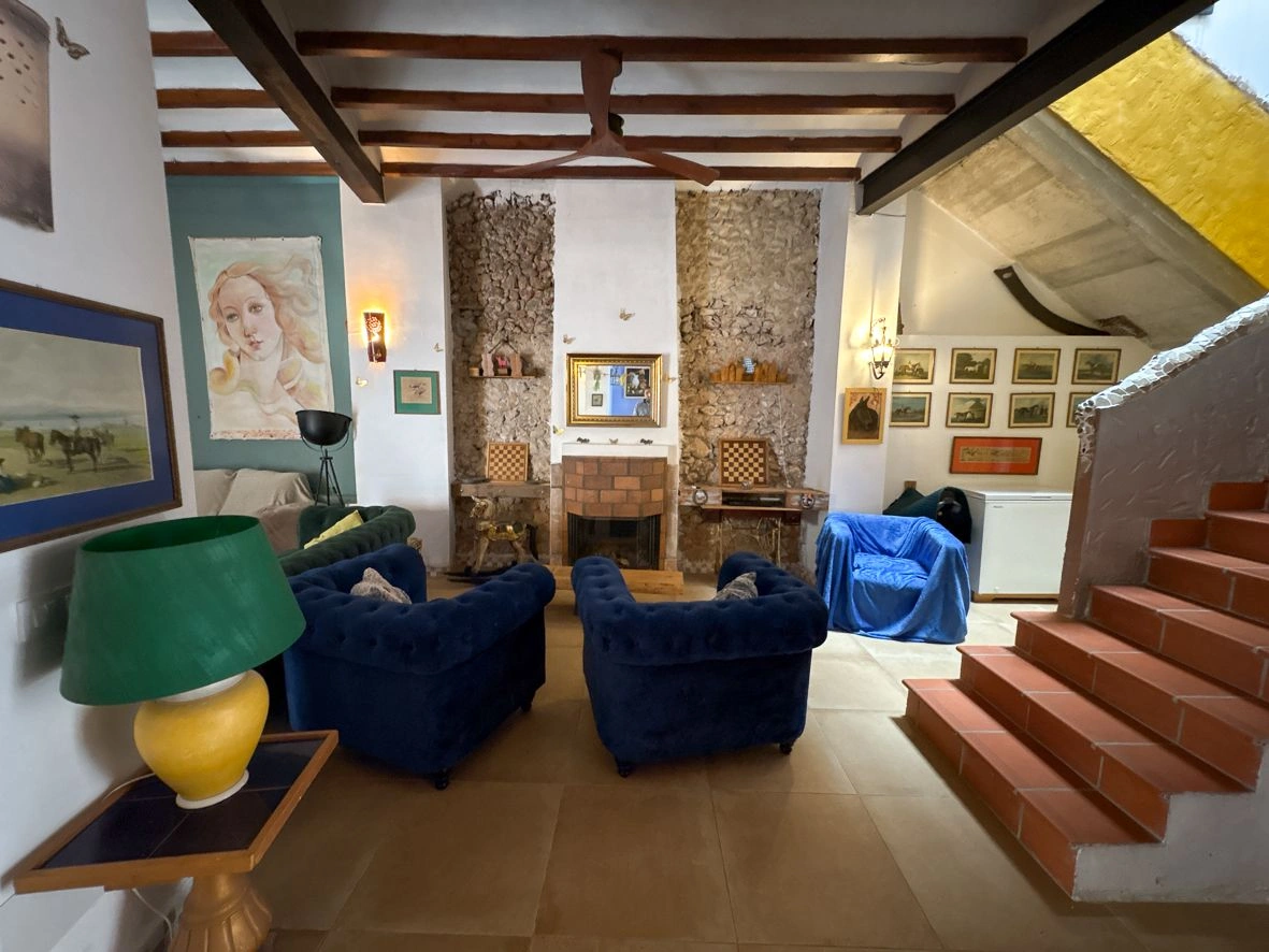 Casa de pueblo con increíble encanto en Pego