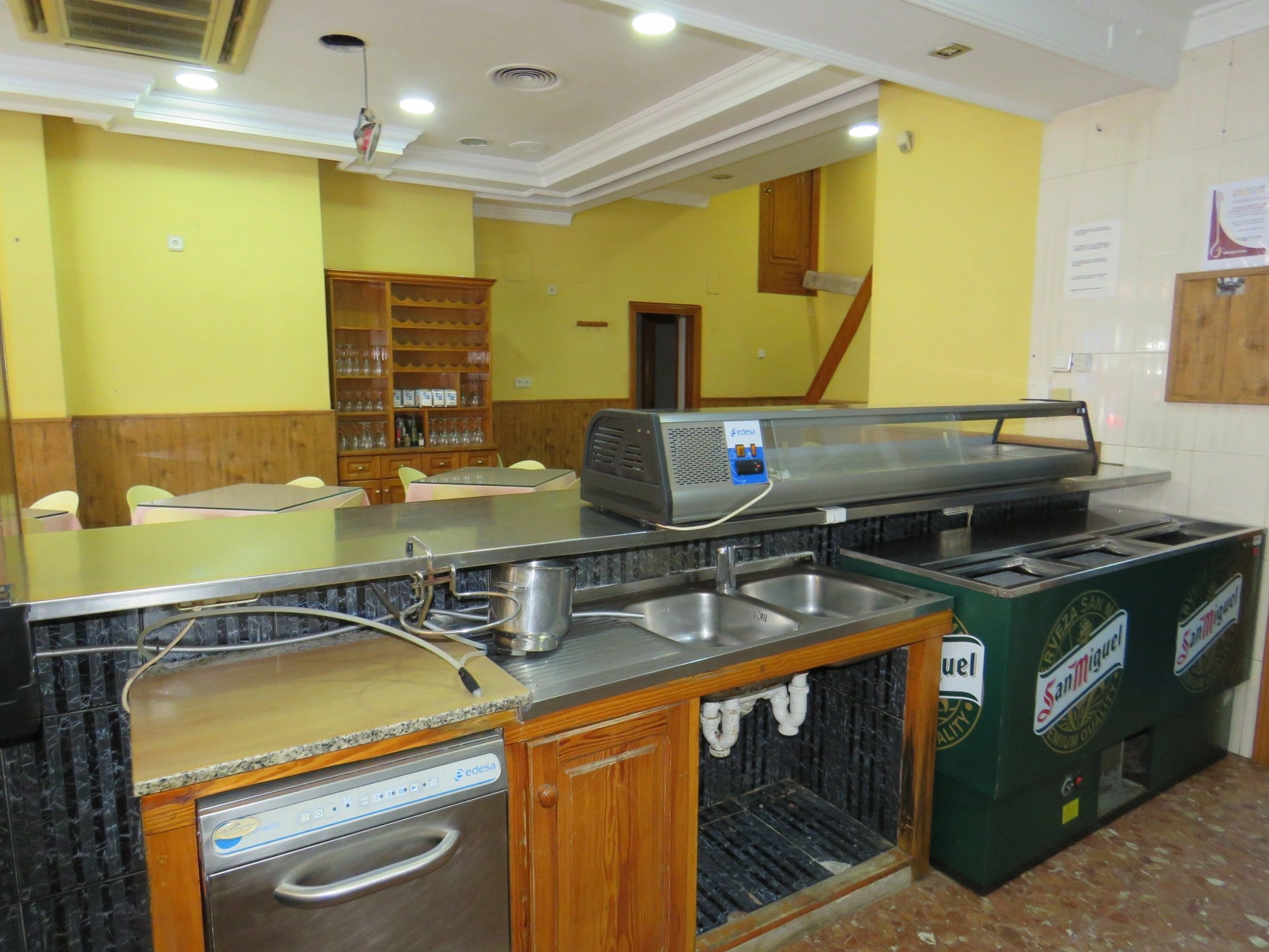 Local en venta en C/Sagunto, Dénia.