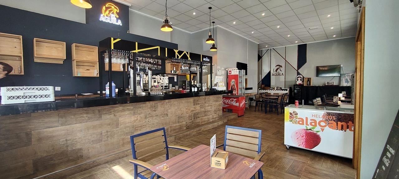 Traspaso Bar/Cafetería/Restaurante en Denia