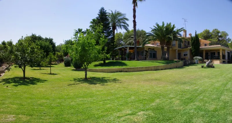 Villa de lujo en Torrecarrals.