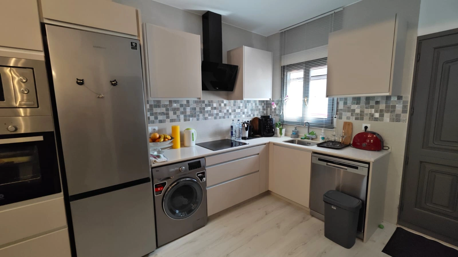 CASA*CHALET CON MUCHO  ENCANTO EN URBA. EN PEDREGUER