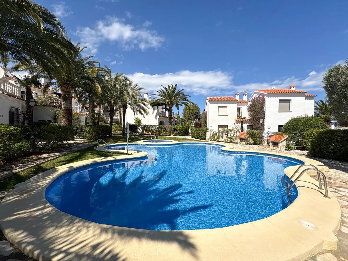 Preciosa villa en San Nicolás con unas vistas maravillosas al Montgó.