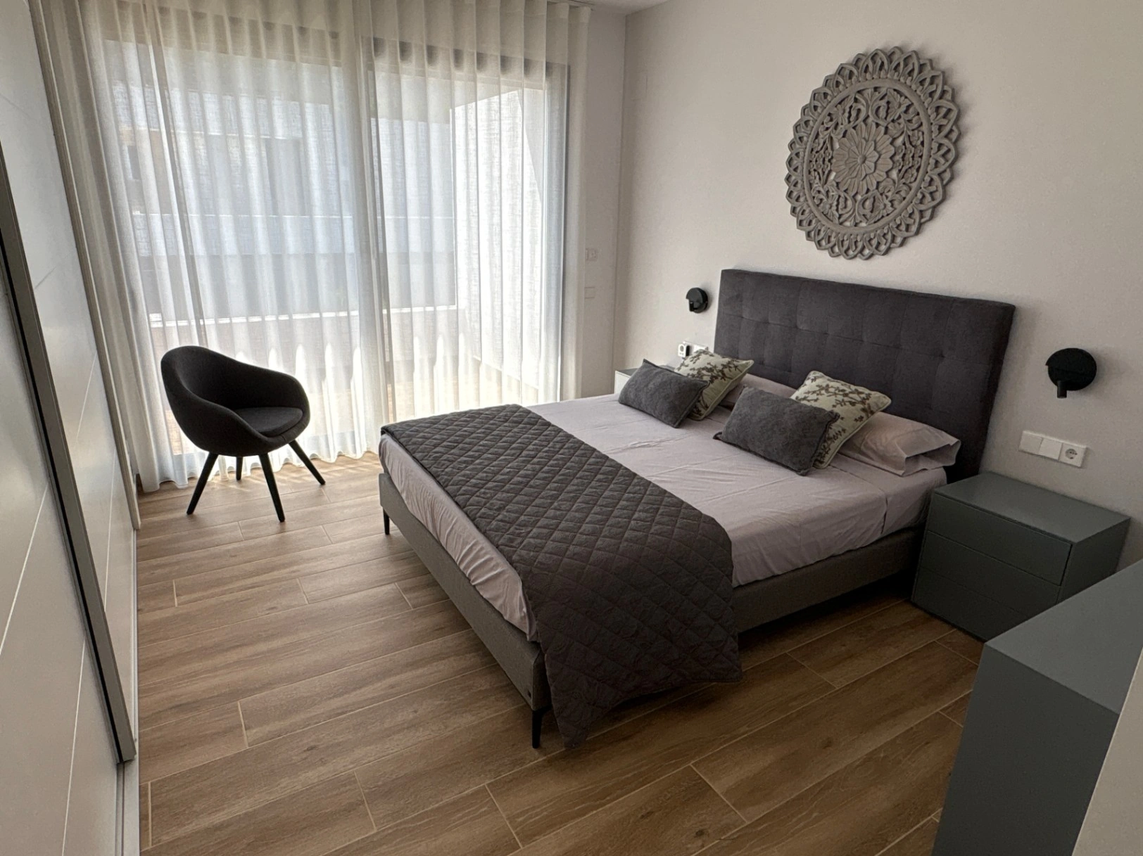 Chalet en Denia para alquiler a largo plazo con 3 dormitorios y piscina. Alto standing