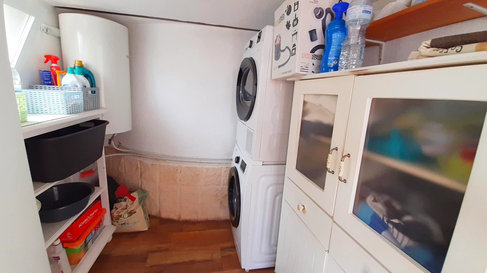 CHALET CON PISCINA EN ZONA RESIDENCIAL EN DENIA